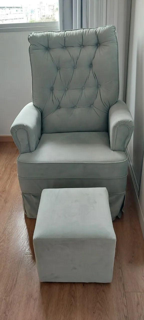 Poltrona Amamentação com Balanço e apoio para os pés - Foto 4
