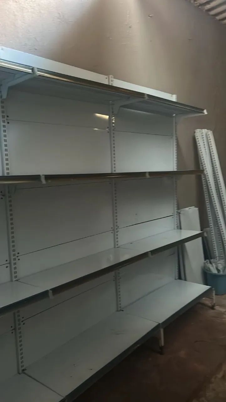 Prateleiras  - Foto 2