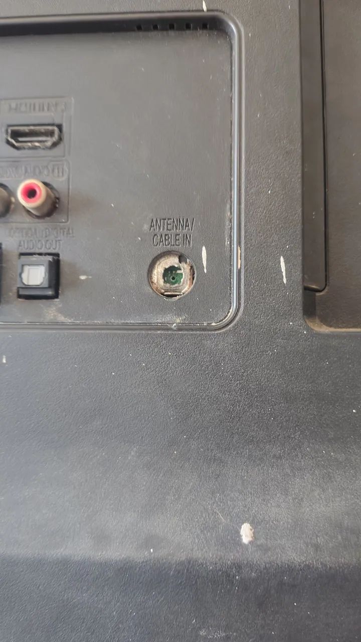 TV LG 43, não uso - Foto 3