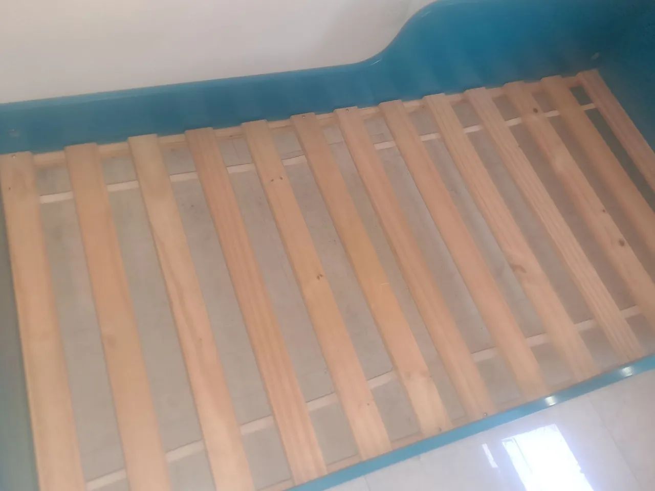 Cama infanto/juvenil de madeira e Mdf Mobly (1,64 de comprimento). Com colchão.  - Foto 3