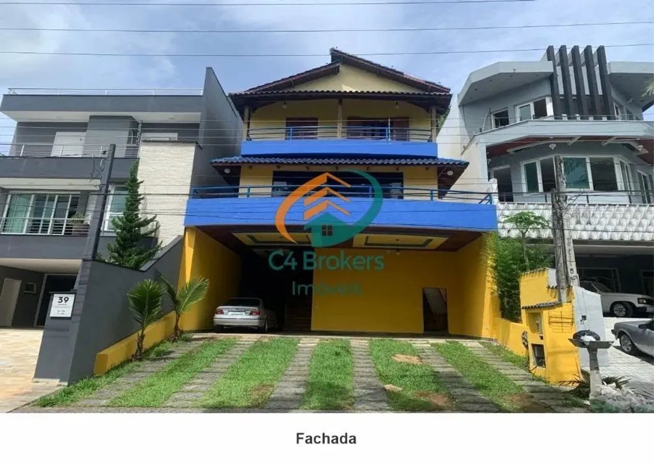 Sobrado em Aruã - Mogi das Cruzes