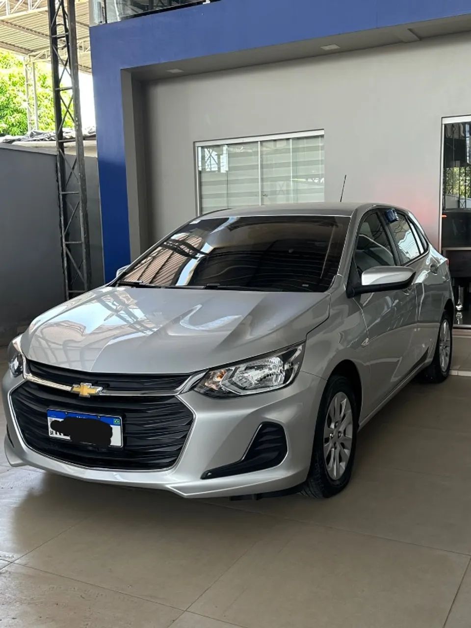 Chevrolet Onix Hatch LT 1.0 12V Flex Mec. 4P 2023 - Foto 2