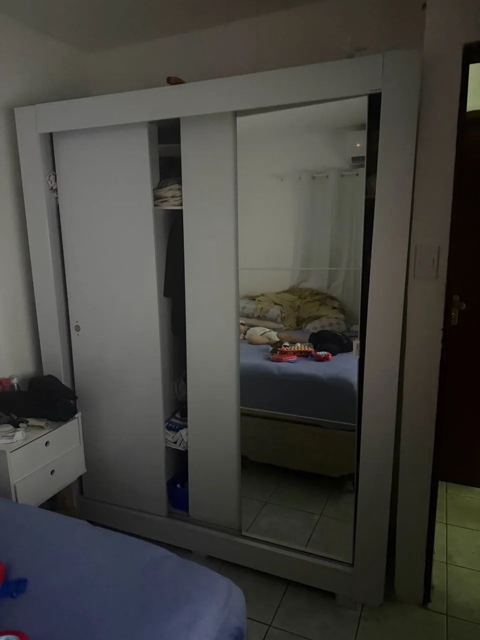 Guarda roupa solteiro 