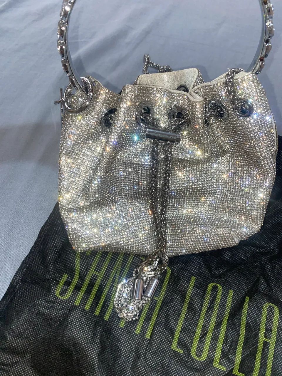 Bolsa Santa Lolla prateada - Foto 2