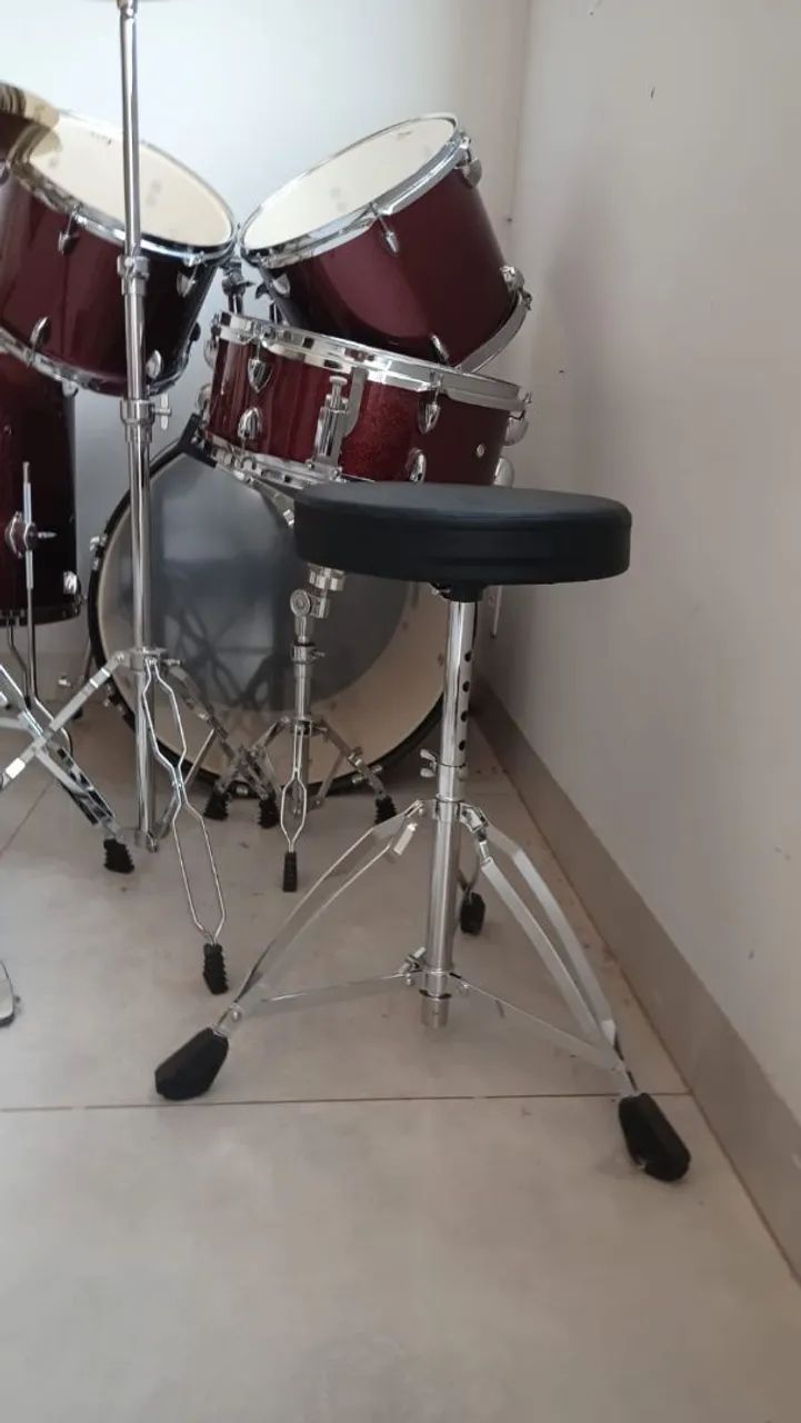Bateria acústica nova 