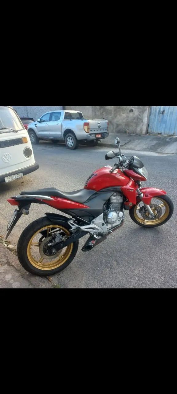 Vendo CB 300 2015/2015