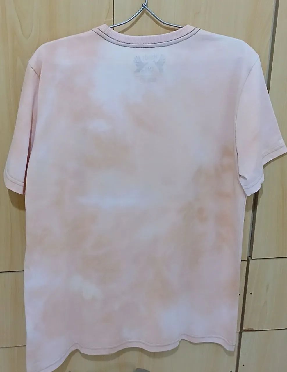 Camiseta HANDS OFF original Tamanho M , seminova.  - Foto 4