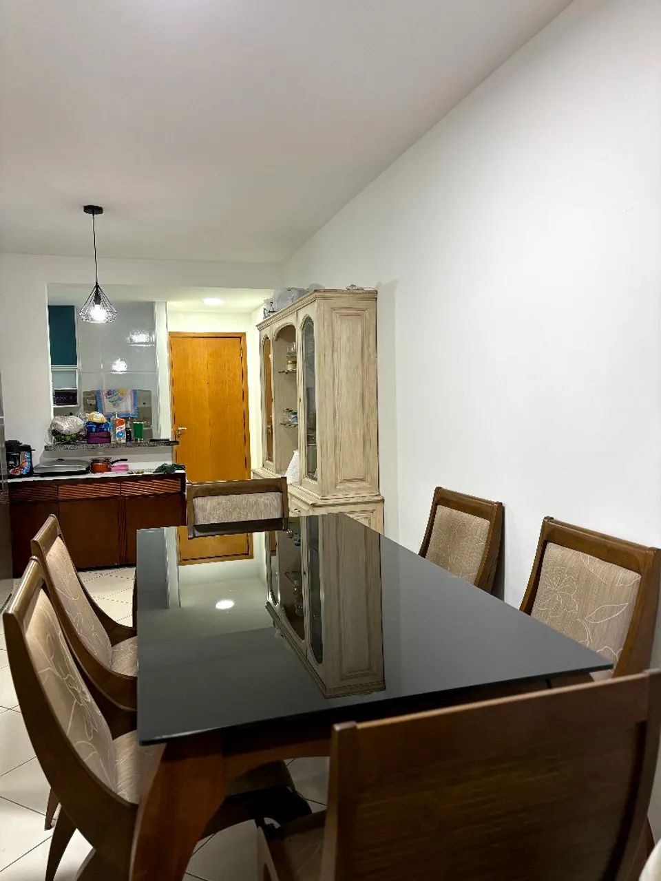 Sala de jantar parma personaliter 6 cadeiras e balcão com tampo de vidro - Foto 4