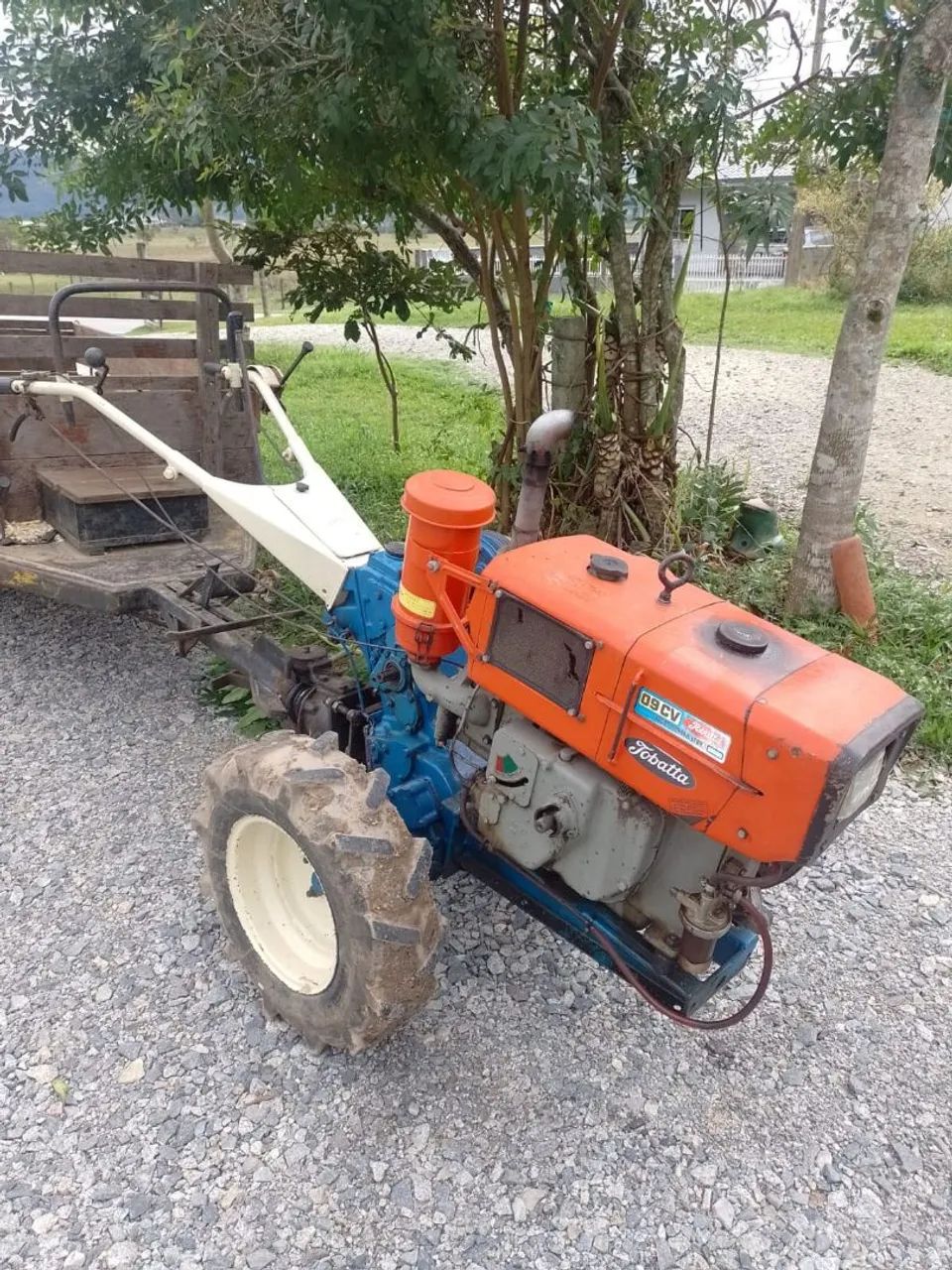 VENDO MICROTRATOR TOBATA 9 CV - Foto 3