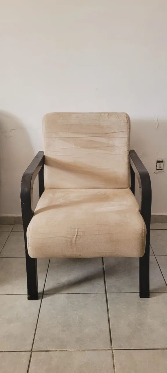 VENDO CADEIRA ESTOFADA - Foto 2