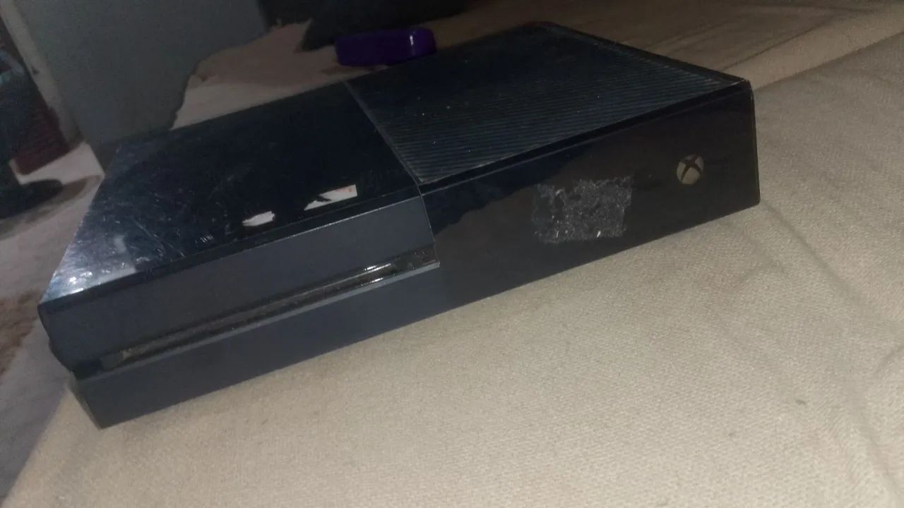 Xbox one com defeito quebrado 
