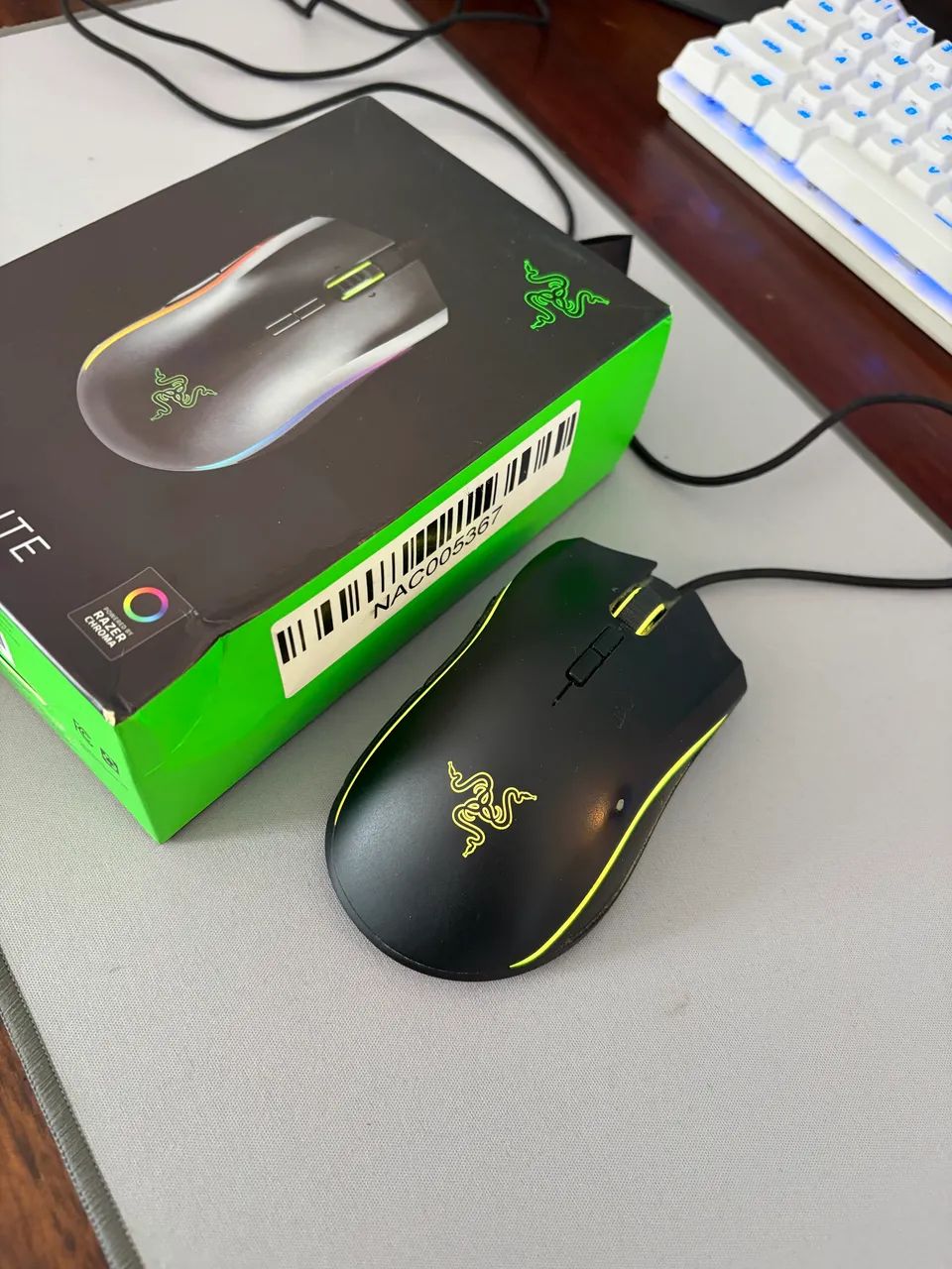 Mouse Razer Mamba elite na caixa usado