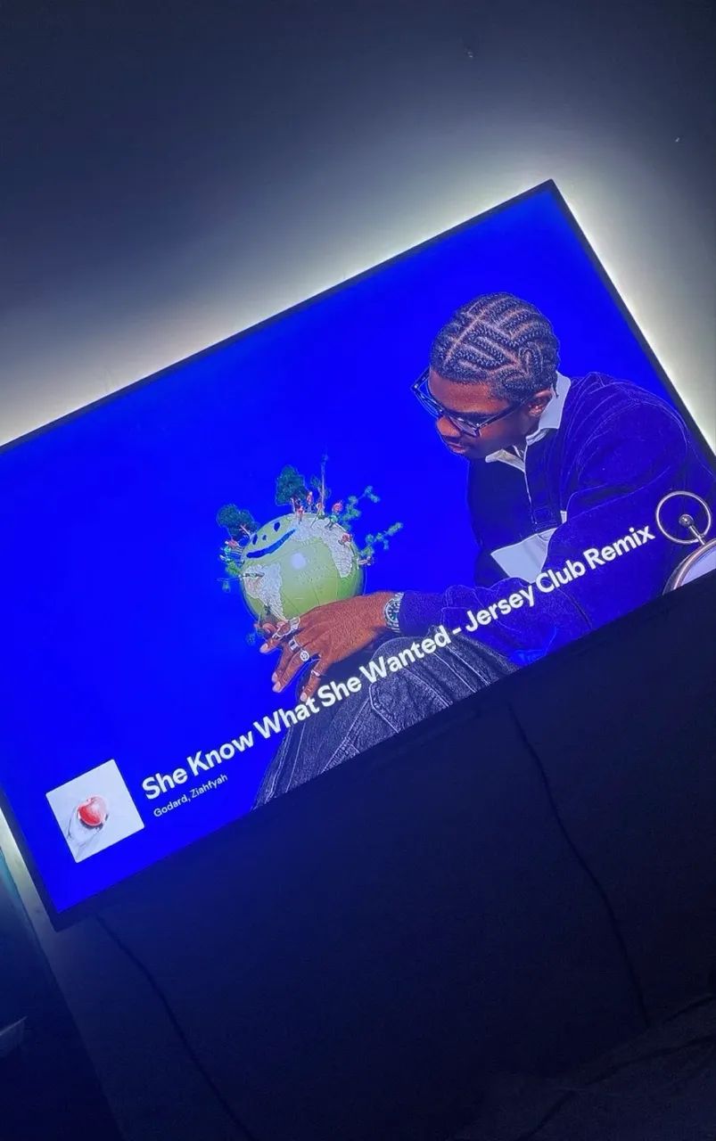 Tv Philips 47p (negociável) - Foto 2