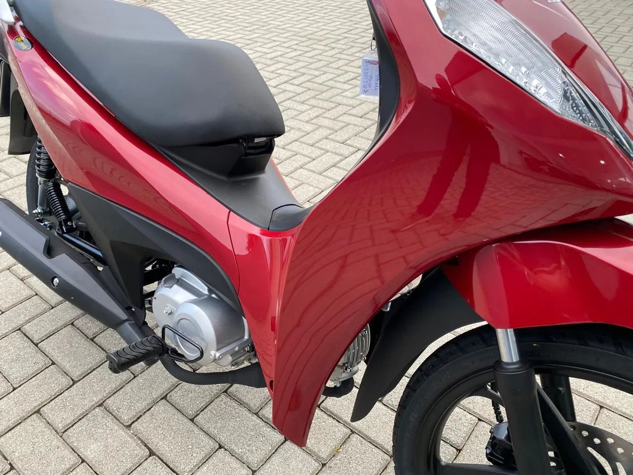 Honda BIZ 125 123 cc  - Foto 5