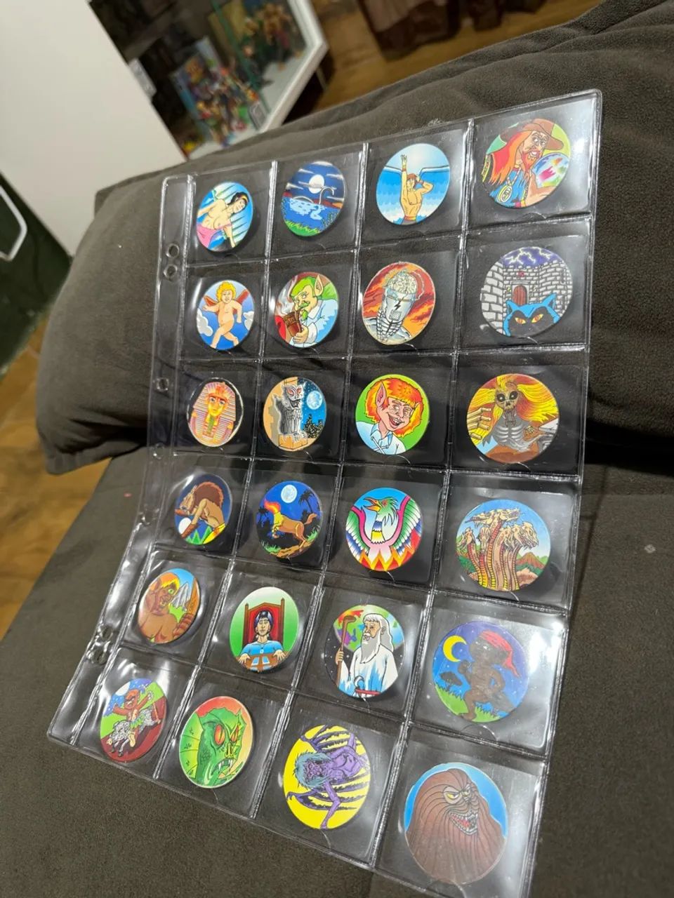 Tazos  Buzzy Monstros