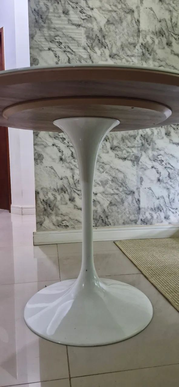 Baixei pra vender! Mesa de jantar tulipa branca - Foto 2