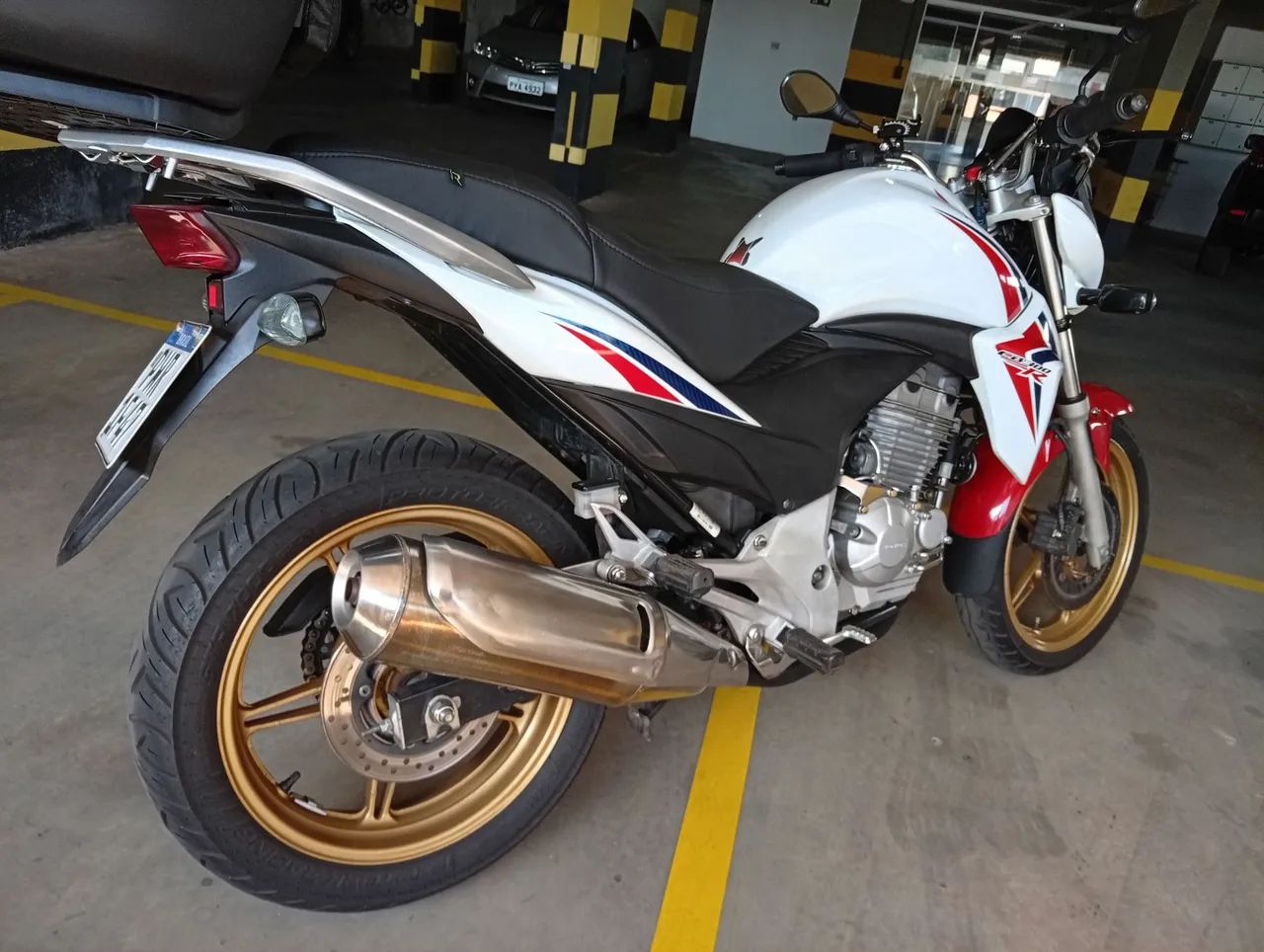 Cb 300  2015  - Foto 3
