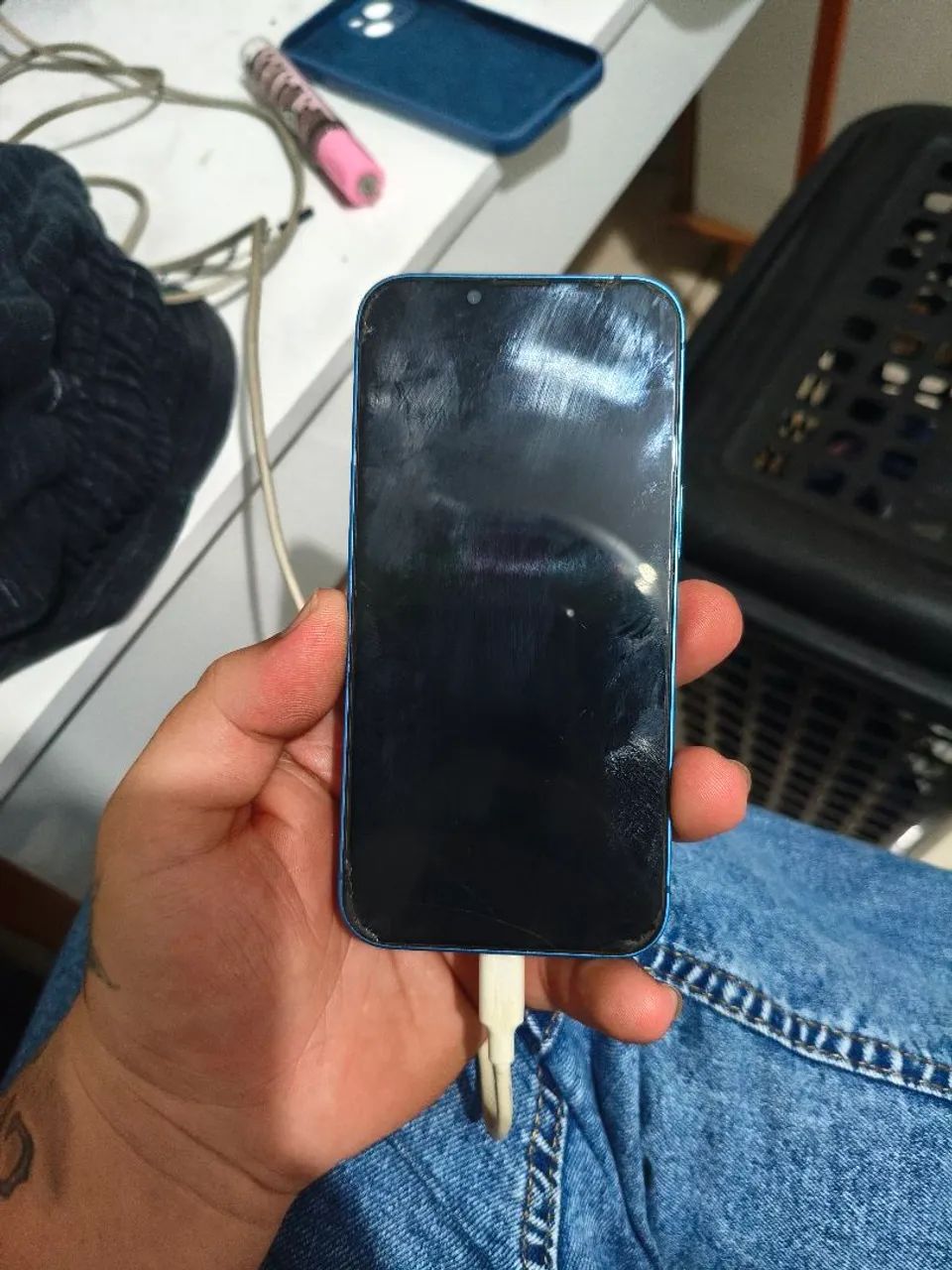 Vendo Iphone 13 128g azul - Foto 2