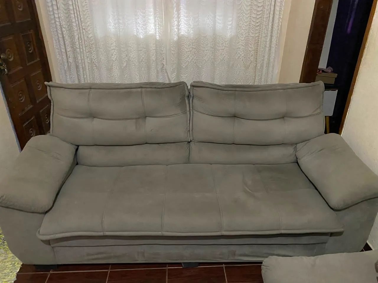 Vendo conjunto de sofá 3 e 2 lugares!  - Foto 2