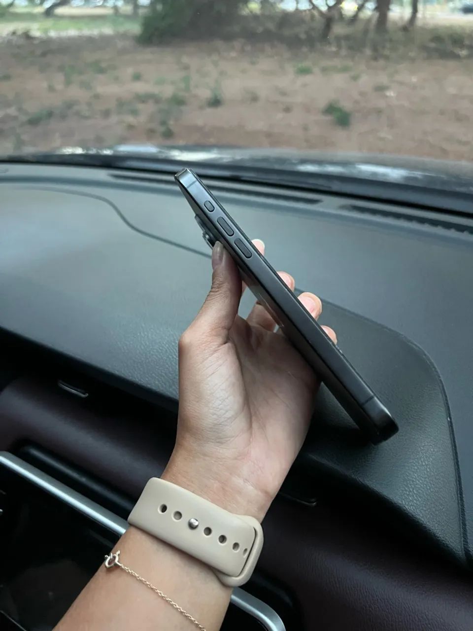 Vendo iphone 15 Pro Max  - Foto 3