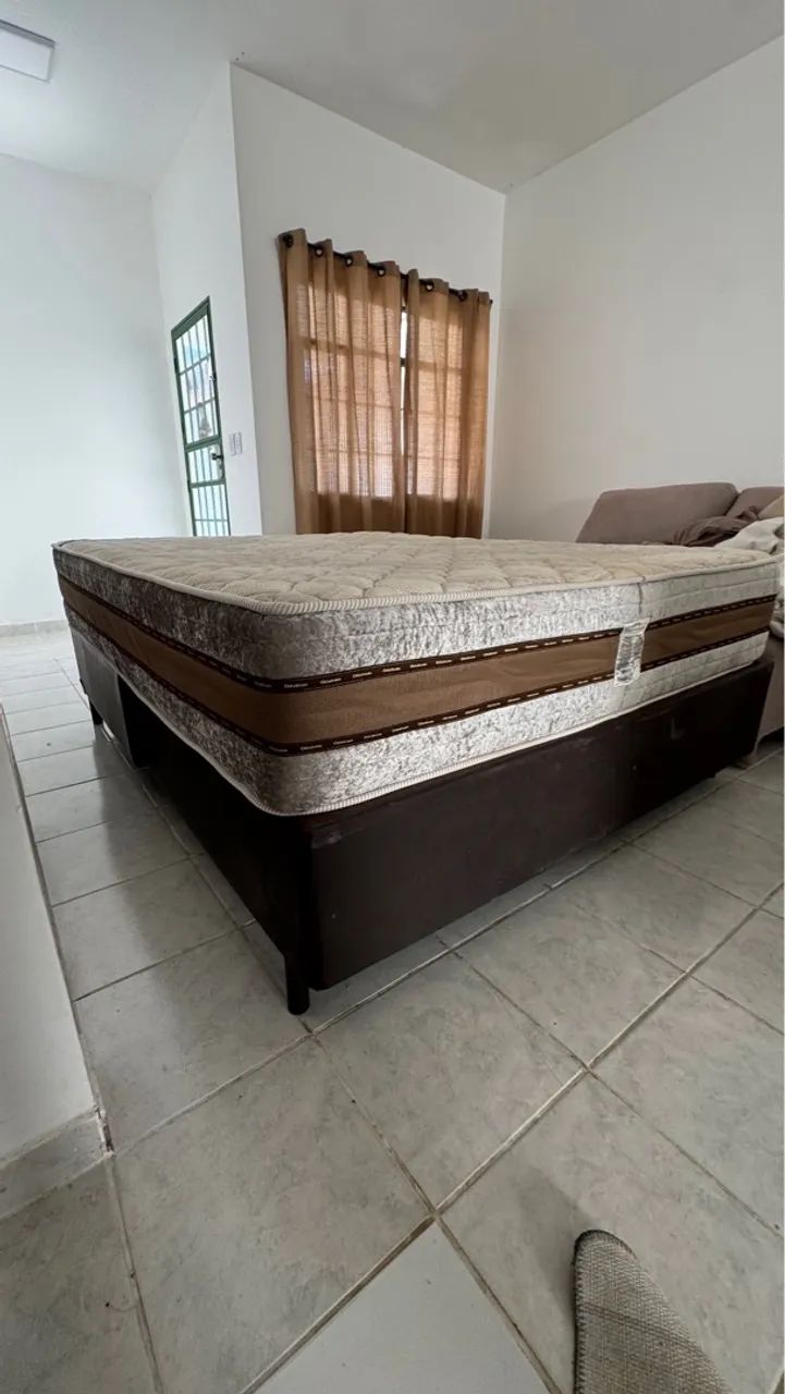 Cama Ortobom Queen de molas ensacadas 