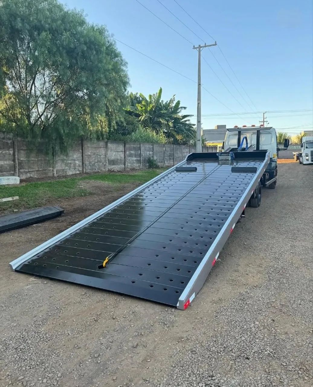 ford cargo 815 4x2 2012 plataforma 7m - Foto 6