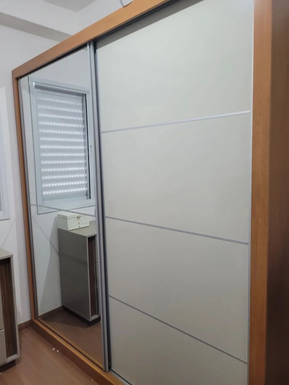 Guarda roupa casal - Uso 6 meses 