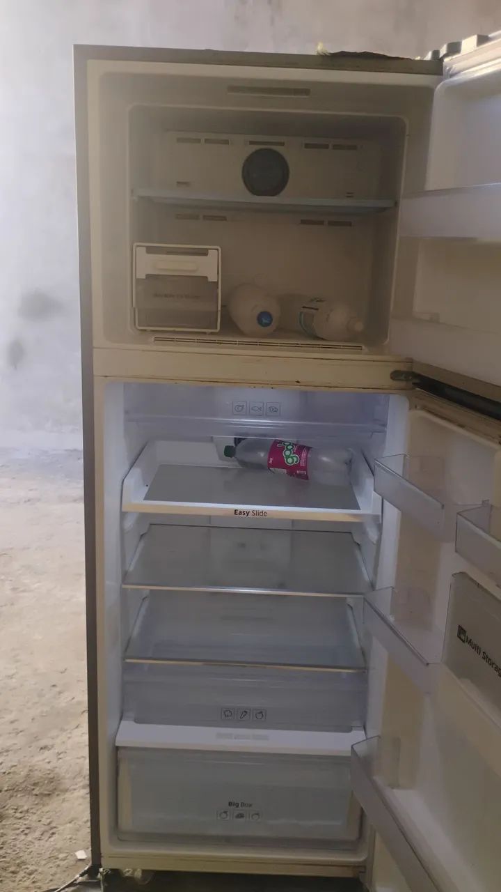 Vende-se essa duas geladeira funcionando perfeitamente ZAP *24 - Foto 5