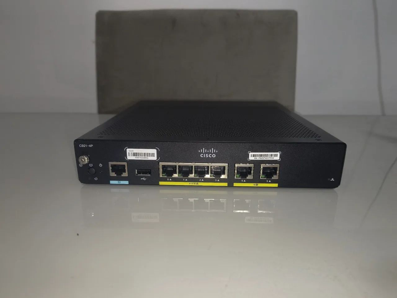 ROTEADOR CISCO ISR 900 SERIES 