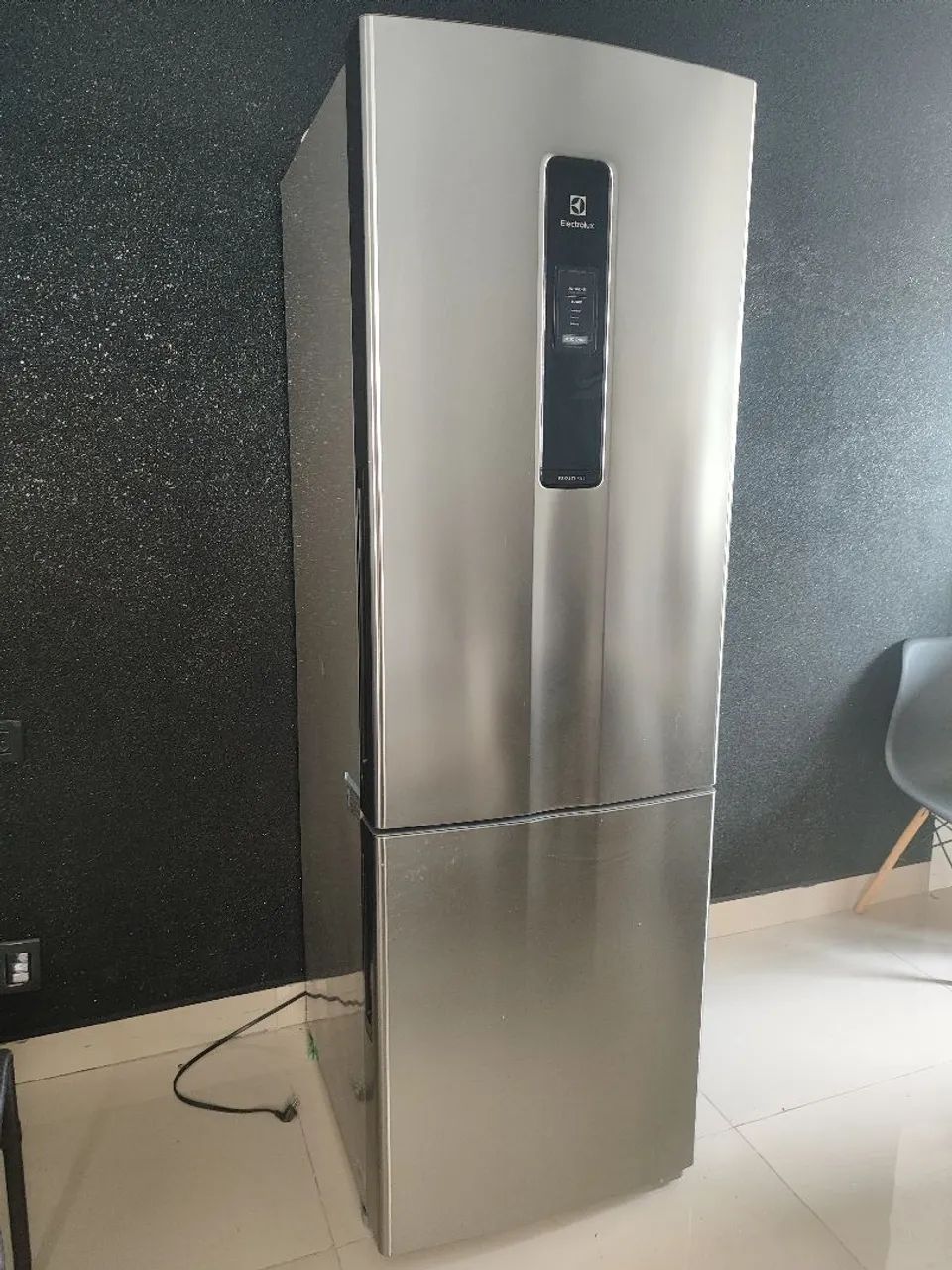 Geladeira semi nova 2025