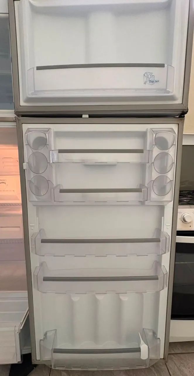Geladeira continental protada em ótimo estado funciona perfeitamente  - Foto 3