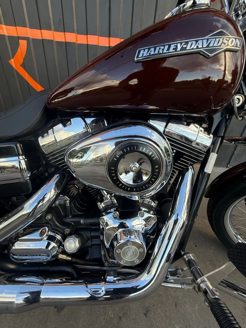 Harley Davidson Dyna Super Glide - Foto 4