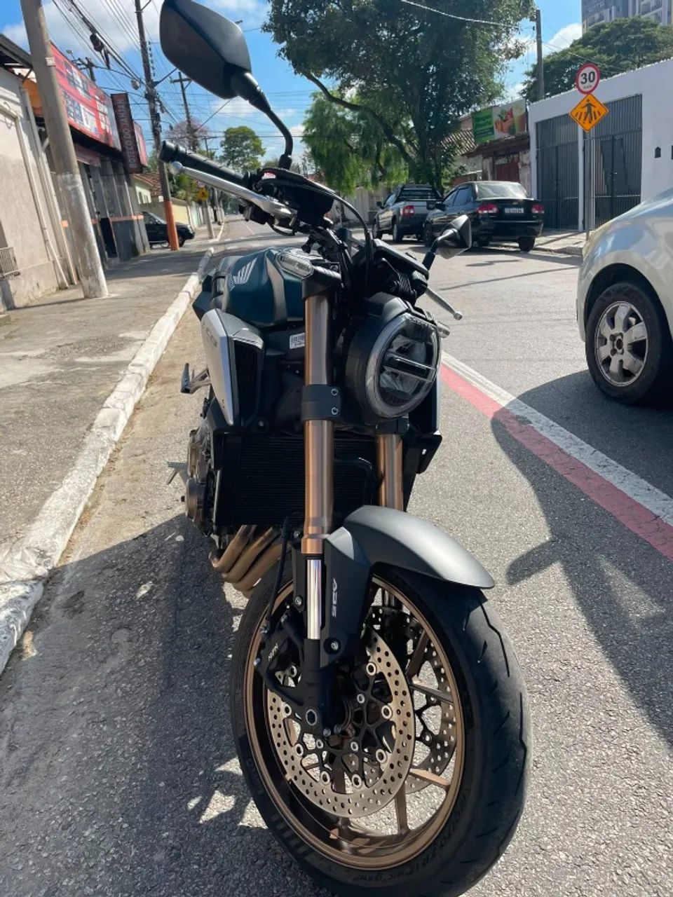 CB 650r  - Foto 4