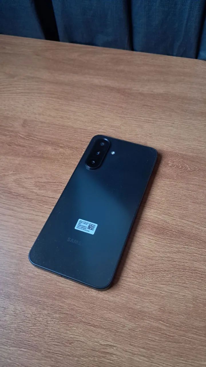 A17 Samsung 256 gb e 8 de RAM(pega 5g)