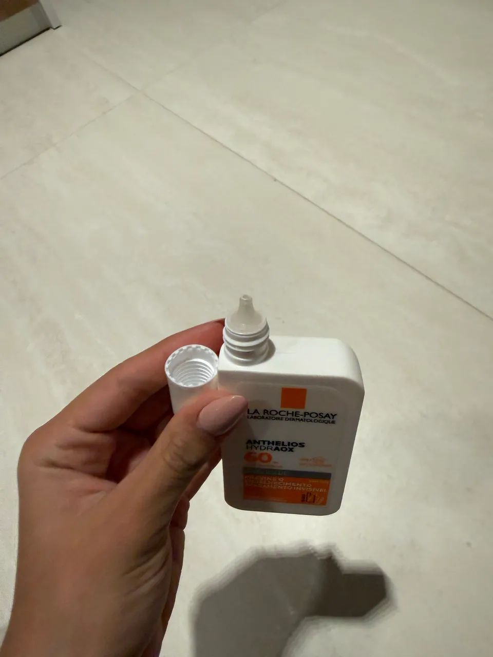 La Roche-Posay Anthelios Hydraox FPS 60 - Foto 4