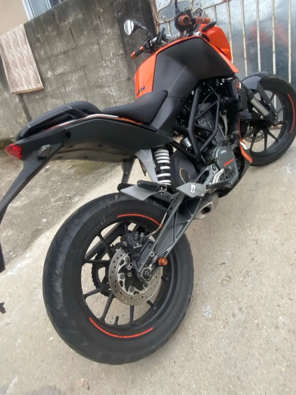 KTM Duke 200 2016 - Foto 2