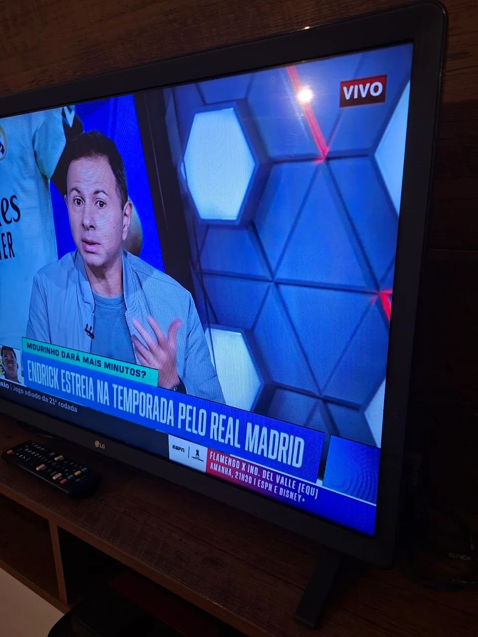 Televisão LG Smart 32 - Foto 2