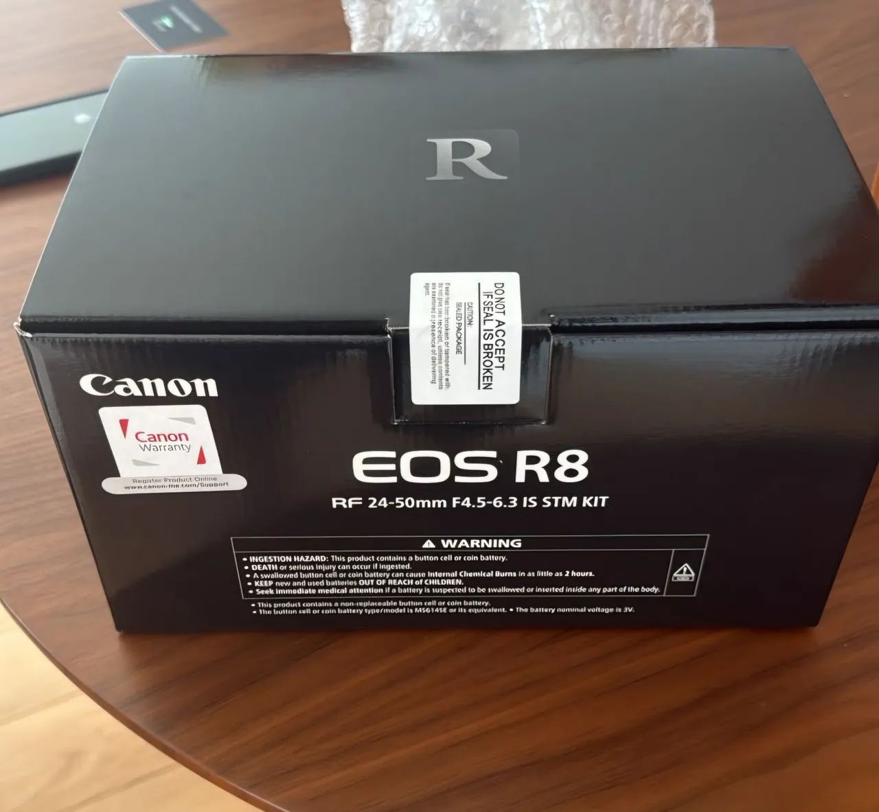 Câmera Canon R8 nova
