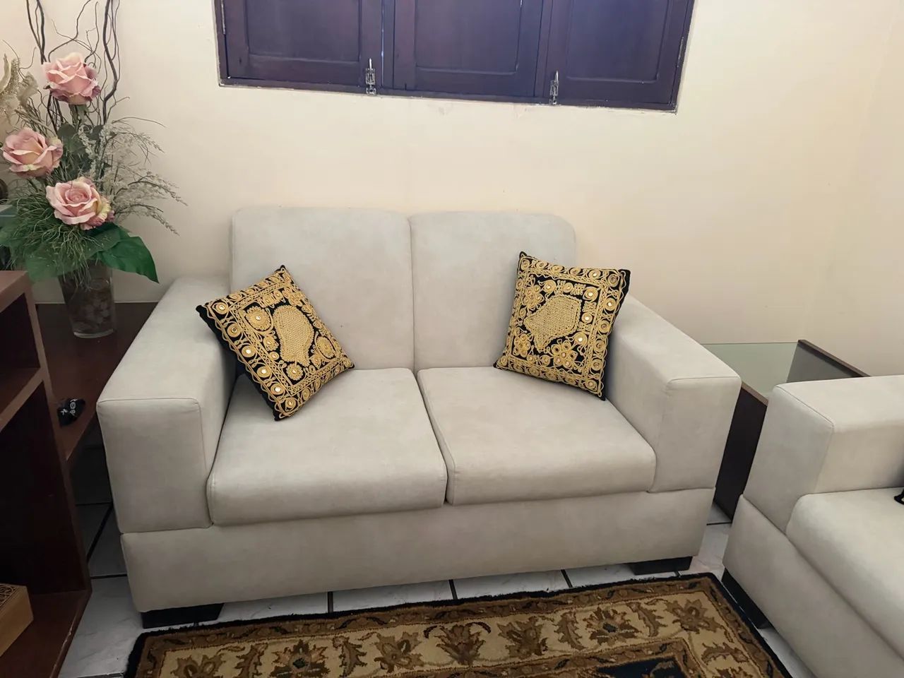 Estofado completo com mesa de centro e mesas laterais  - Foto 2
