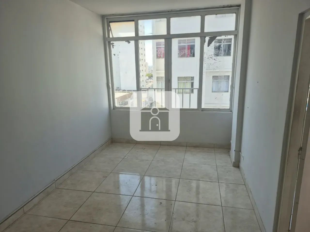 Sala Comercial á Venda no Centro - Foto 2