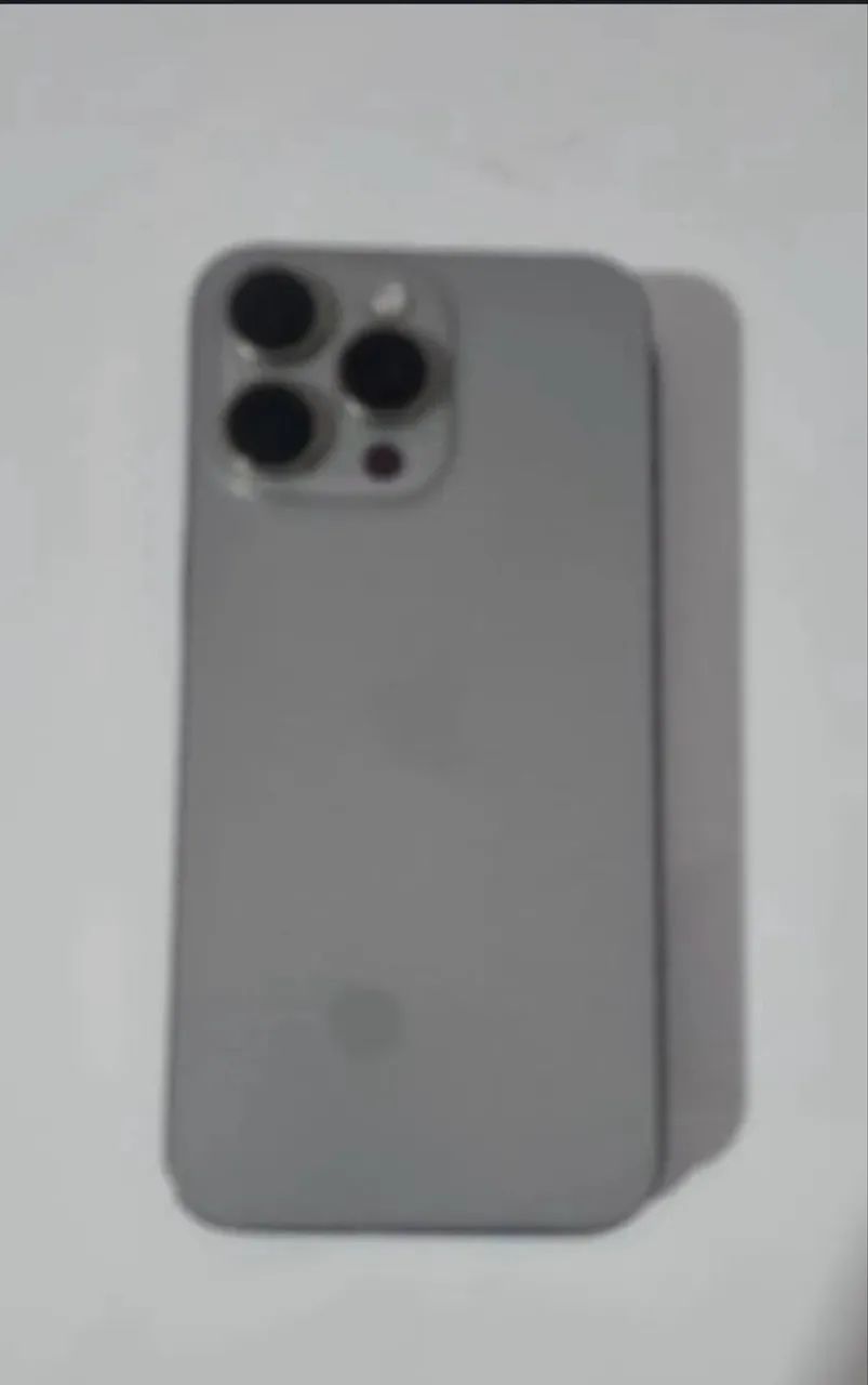 iPhone 15 Pro Max cinza 256