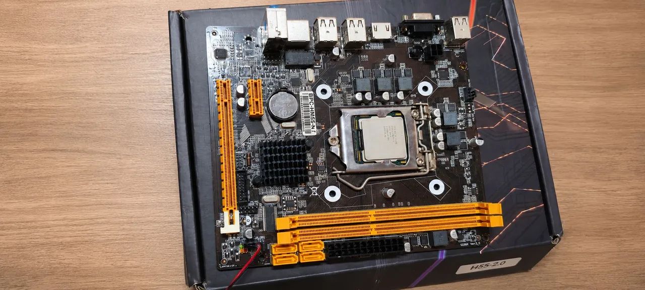 Kit placa mãe h55+processador Intel LGA 1156. Processador funcionando perfeitamente.