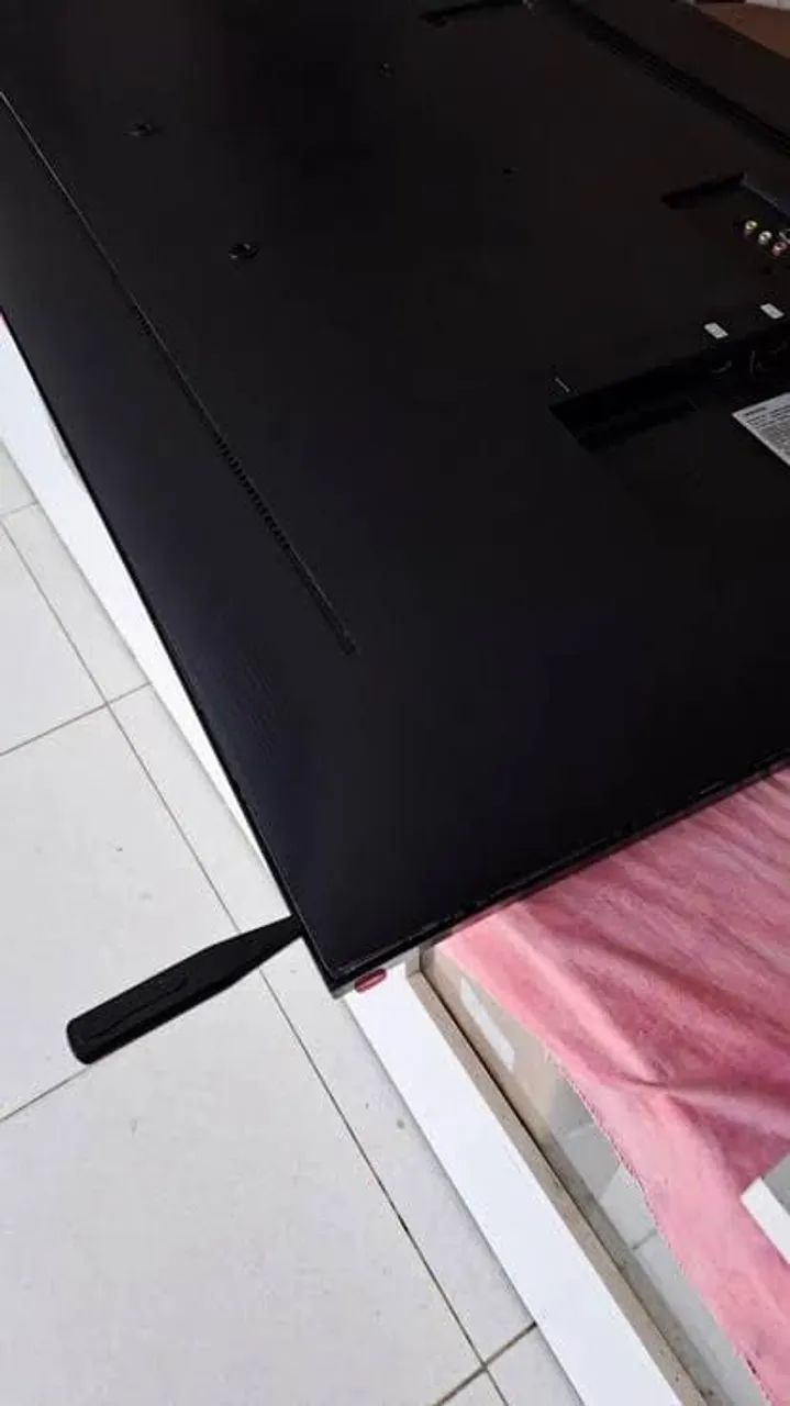 Tv Samsung 50 polegadas crystal 4K HD - Foto 2