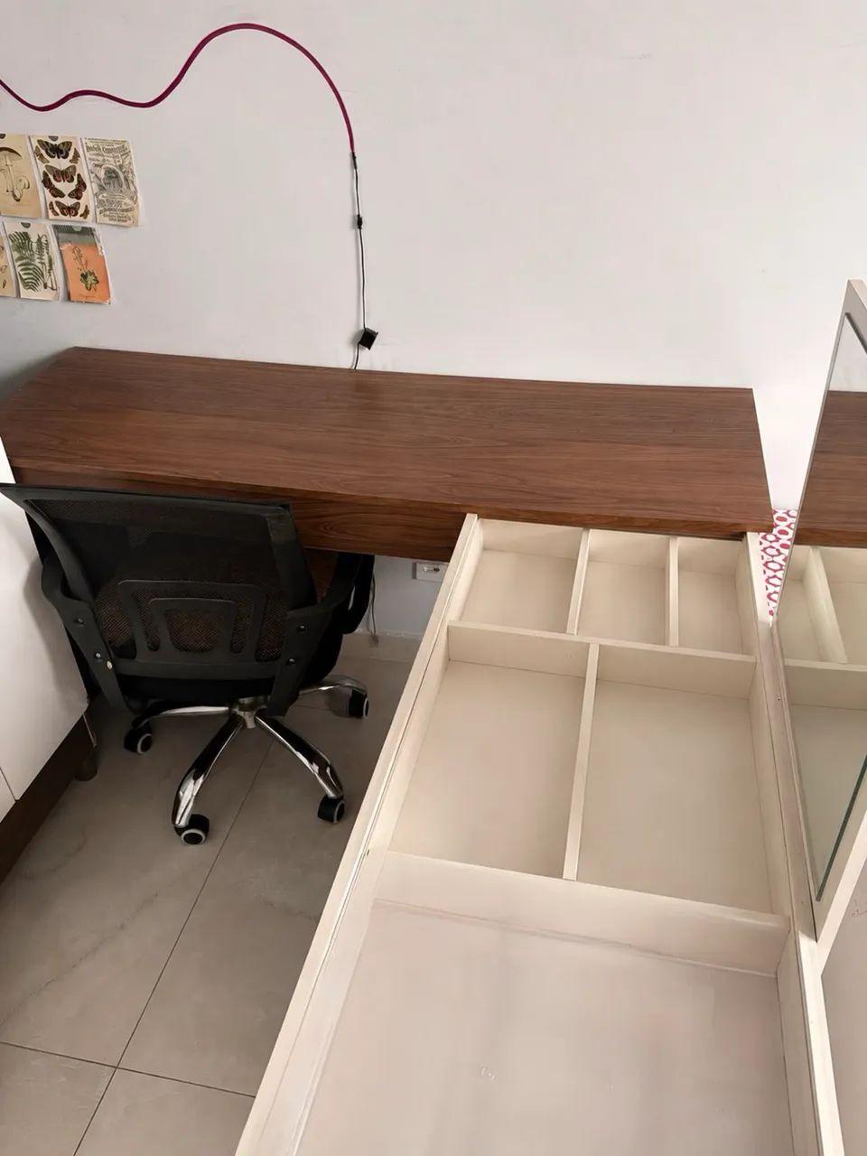 Penteadeira em L