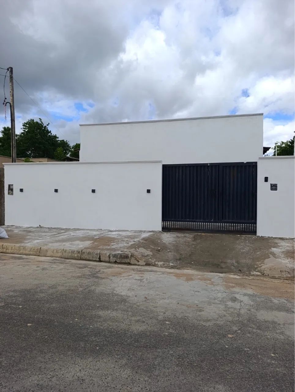 Casa recém reformada satélite city