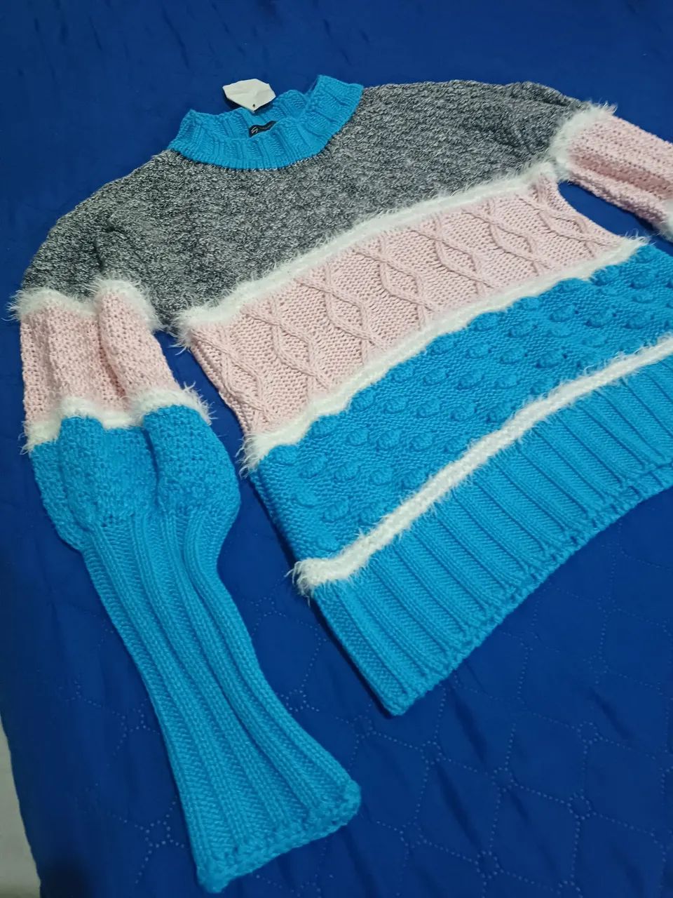 VENDO BLUSA DE LÃ TNG ( NOVA) COM ETIQUETA 