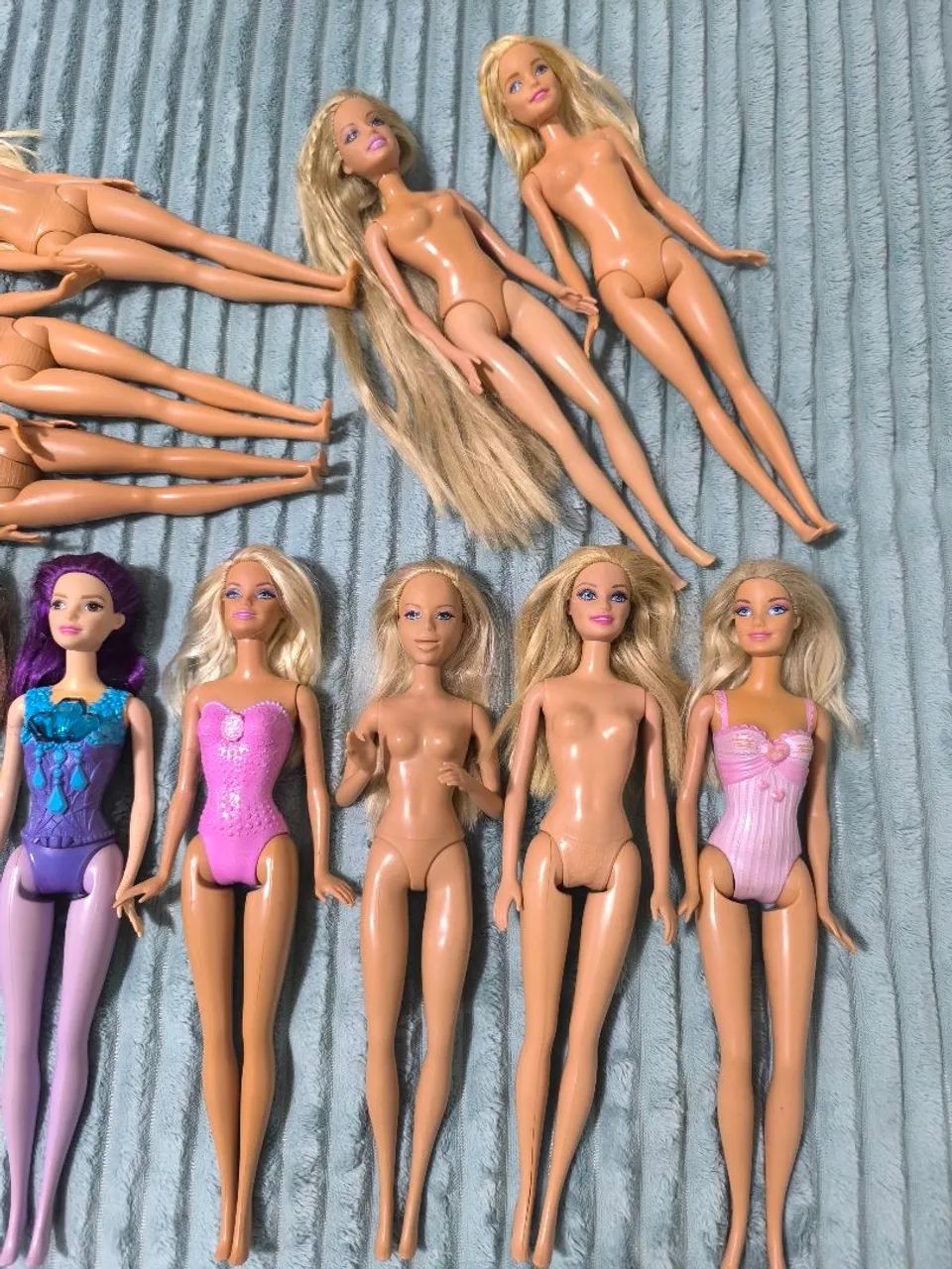 Lote Barbie com 16 itens - Foto 2