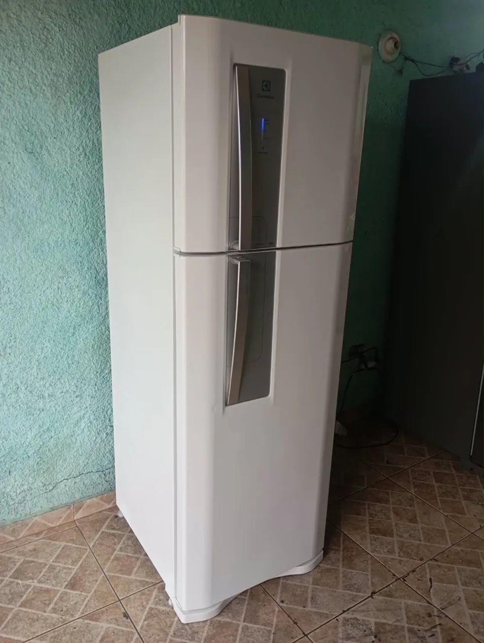 Geladeira Eletrolux 382L - Foto 4