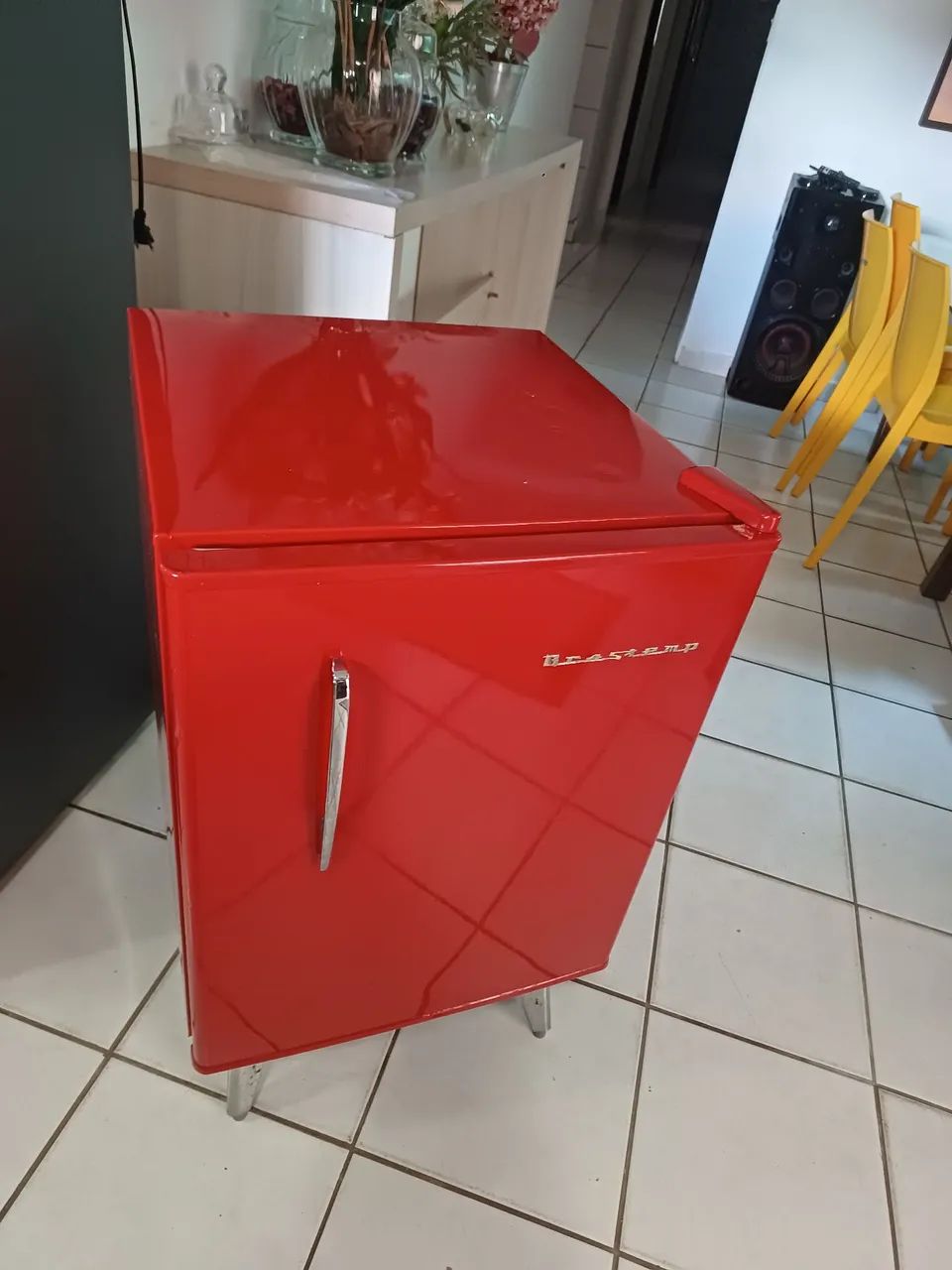 Frigobar Brastemp retrô 