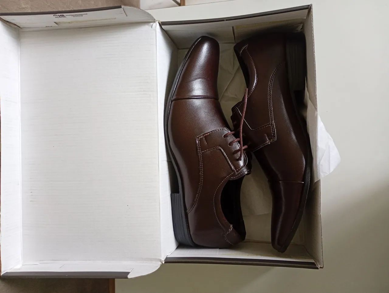 Vendo par de Sapatos WALKABOUT